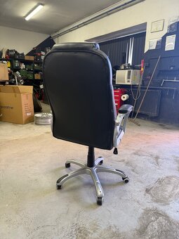 Kancelářská židle - 3