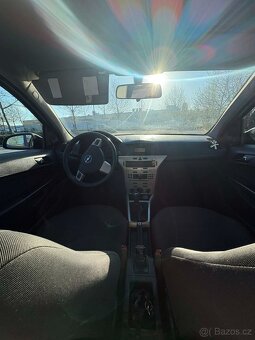 Opel Astra H - 3