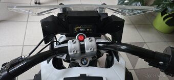 Motorka BMW - 3