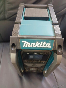Stavební aku rádio Makita MR007G, nabíječka - 3