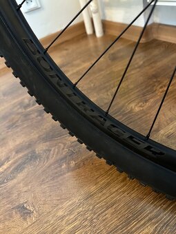 Zapletená kola MTB 29” Bontrager - 3