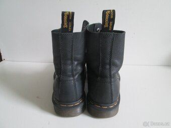 Dr. Martens....vel.37,5 - 3