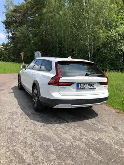 Volvo V90CC 2.0 D 145kW 2021 - 3