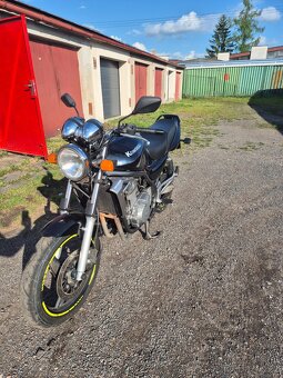 Kawasaki ER-5 - 3