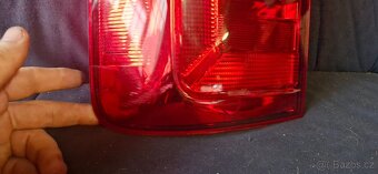Leve zadni svetlo vw caddy 2k1 - 3