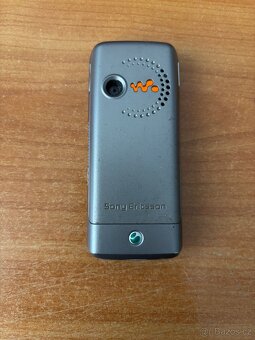 Sony Ericsson W200i - 3