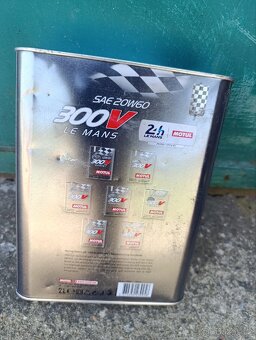 Prodám závodní olej Motul 20w 60 2L - 3