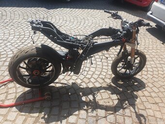 Triumph speed triple 1050 2012 ABS - 3