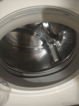 automatická pračka Whirlpool, chladnička Whirlpool - 3