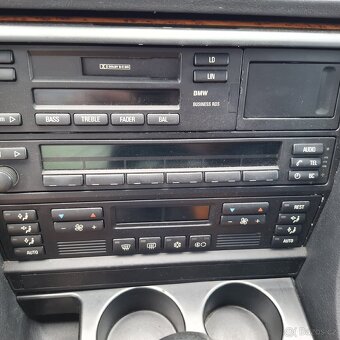 Bmw e38 730i - 3