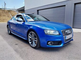 Audi S5 Coupé 4.2 FSI Quattro Manuál - 3