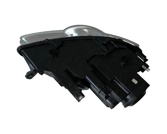 Levý halogen 3C0941005AB VW Passat B6 r.v. 2009 - 3