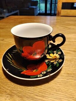 Malovaný retro hrneček s podšálkem - 3