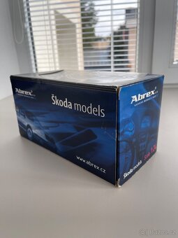 Abrex 1:24 Škoda octavia - 3
