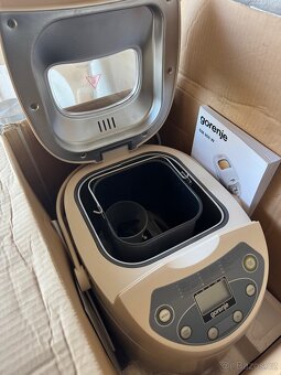 Domácí pekárna GORENJE BM 900W - jako nová - 3