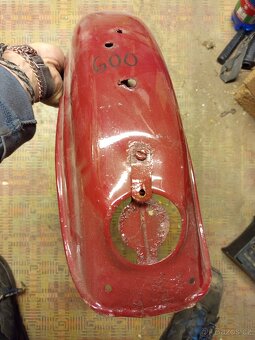 ČZ 175/450 zadní blatník - 3