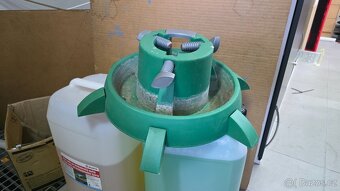 Stojan na vánoční stromek KADAX s nádrží na vodu, moderní st - 3