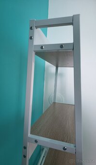 Regál - 3
