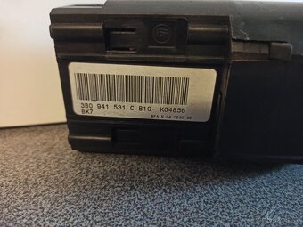 Spínač ovládání světel - 3