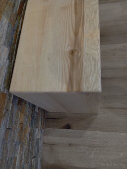 Lavička (jasan, modřín, dub, buk) - 3