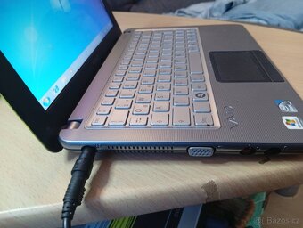 sony Vaio - 3