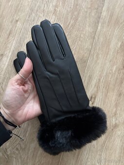 Dámské rukavice - 3