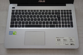ASUS X556U - 3
