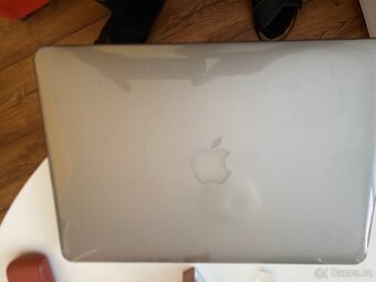 MacBook Pro 2015-Plne funkcni - 3