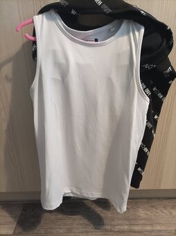 Nová crop mikina s všitým tílkem - 3