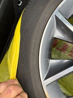Prodám org.kola na Škoda karoq,kodiaq 5x112r19 et45.Pneu Bri - 3