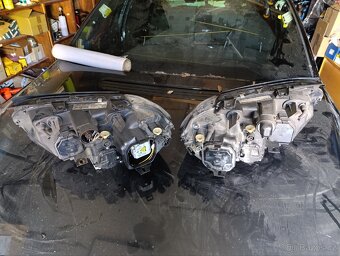BMW E65 xenonová světla - 3
