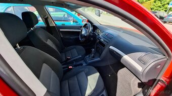 Škoda Octavia II na náhradní díly - 3