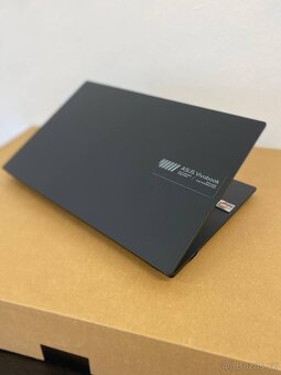Notebook ASUS VivoBook Go 14 - AMD R3/8GB/512GB/WIN 11 - 3