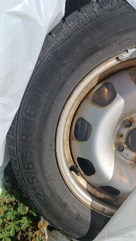 Zimní pneu 215/65/R16 - 3