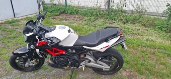 Aprilia SL 750 - 3