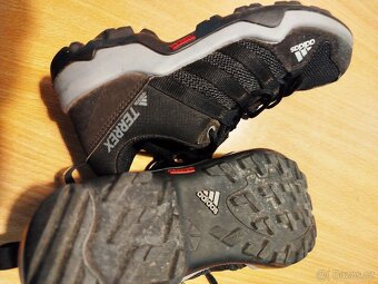 sportovní boty ADIDAS vel. 32 - 3