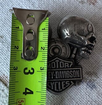 Odznak s lebkou nápis Harley Davidson - 3