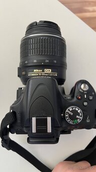 Nikon D5100 + AF-S NIKKOR 18-55mm 1:3.5 - 5.6G VR - 3