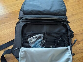 Kvalitní a nepoužitý foto batoh Lowepro Fastpack 350 - 3
