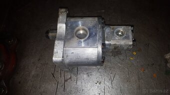 Hydraulické čerpadlo na UNC 060 - 3