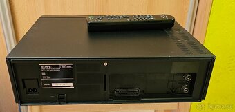 Videorekordér SONY - 3