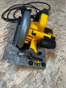 Pila Dewalt DWE576 - 3