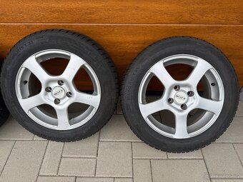 Zimní komplet Renault Clio 3 185/60 R15 - 3