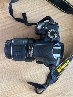 Zrcadlovka Nikon D3200 včetně objektivu a příslušenství - 3