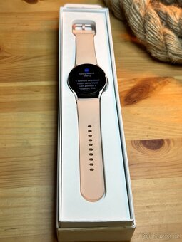 Samsung Galaxy Watch 5 40mm, Rosegold - 3