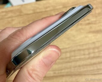 Iphone Air 256 Gb, blankytně modrý - 3