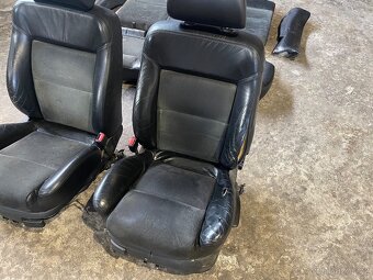 Prodám sadu sedaček VW Passat - 3