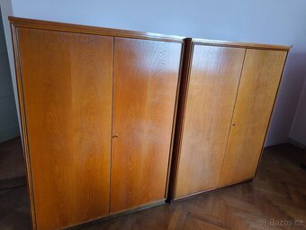 Šatní a prádelníkové skříně - 3