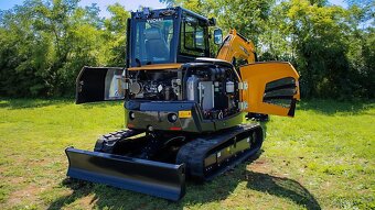 Minibager YUCHAI U60 Premium 5600 kg - 3