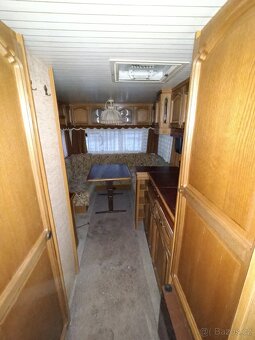 Hobby 495+předstan - 3